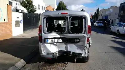 Автозапчасти б/у центральный задний ремень безопасности за opel combo furgoneta/monovolumen (x12) 1.3 cdti (b05) ссылки oem iam 95514061  