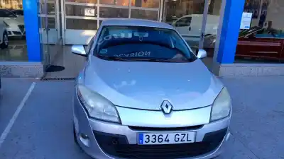 İkinci el araba yedek parçası ön tampon için renault megane 3 manual oem iam referansları 620220035r  65 401 002 0r renault
