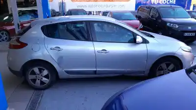 İkinci el araba yedek parçası ön tampon için renault megane 3 manual oem iam referansları 620220035r  65 401 002 0r renault