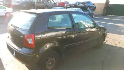 Pièce détachée automobile d'occasion serrure de porte avant gauche pour volkswagen polo (9n_, 9a_) 1.4 tdi références oem iam 7e1837015a  