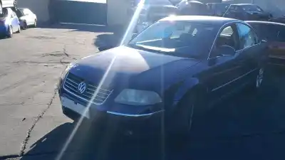 Piesă de schimb auto la mâna a doua Fuzeta Stanga Fata pentru VOLKSWAGEN PASSAT B5.5 (3B3) 1.9 TDI Referințe OEM IAM 8D0407253C  