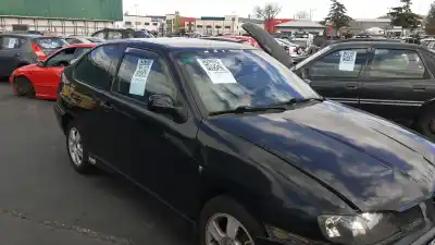Автозапчастина б/у КОМПРЕСОР КОНДИЦИОНЕРА для SEAT CORDOBA (6K1, 6K2)  Посилання на OEM IAM 1J0820805  