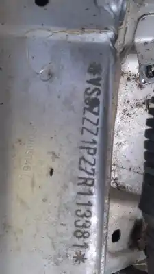 Автозапчасти б/у рычаг переключения передач за seat leon (1p1) 2.0 tdi 16v ссылки oem iam 1k0711112  