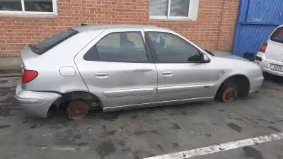 Peça sobressalente para automóvel em segunda mão manga de eixo dianteira esquerda por citroen xsara (n1) 2.0 hdi 90 referências oem iam 364654  