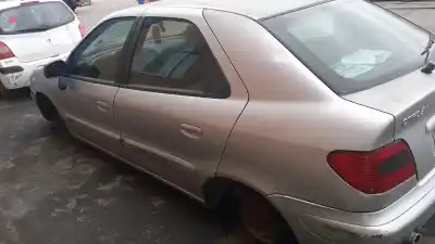 Peça sobressalente para automóvel em segunda mão manga de eixo dianteira esquerda por citroen xsara (n1) 2.0 hdi 90 referências oem iam 364654  