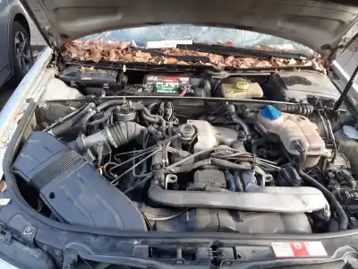 Автозапчасти б/у правая решетка бампера за audi a4 b6 (8e2) 2.5 tdi quattro ссылки oem iam 8e0807682 01c  compatibilidades y componentes ->8e0805594a audi,8e0805594a audi, 8e0890594a audi,8e0805594a audi, 8