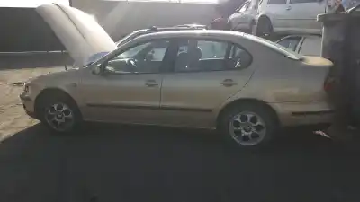 İkinci el araba yedek parçası ön sag hava yastigi için seat toledo ii (1m2) 1.8 20v oem iam referansları 1j0880204k  