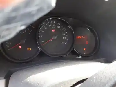 Автозапчастина б/у центральний задній ламп для dacia dokker express furgoneta/monovolumen 1.5 dci 75 / blue dci 75 (fejw, feah) посилання на oem iam 8200690117  