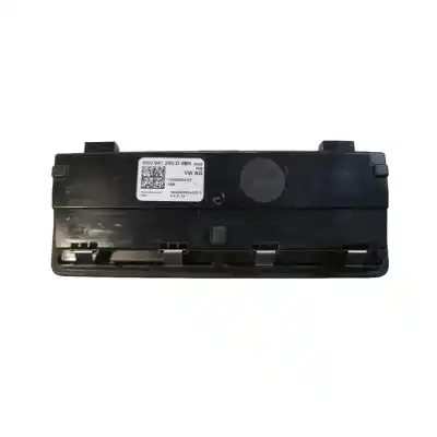 Автозапчастина б/у заднє салонне світло для seat leon (kl1) 1.5 tsi посилання на oem iam 5h0947290d  