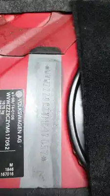Pièce détachée automobile d'occasion LÉVE GLACE AVANT GAUCHE pour VOLKSWAGEN NEW BEETLE 1  Références OEM IAM 1C0837655C  