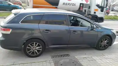 İkinci el araba yedek parçası alternatör için toyota avensis (t27) active oem iam referansları 270600g011  