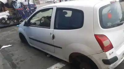 Автозапчастина б/у ліва бічна для renault twingo ii (cn0_) 1.5 dci (cn0e) посилання на oem iam 8200257684  