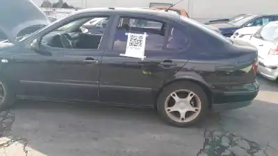 Pezzo di ricambio per auto di seconda mano griglia paraurti anteriore per seat toledo ii (1m2) 1.9 tdi riferimenti oem iam 1m0853668e 01c  compatibilidades y componentes ->1m0853668c seat, 1m0853668cb41 seat, 1m0853668e seat, 1m0853668e01c