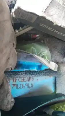 Piesă de schimb auto la mâna a doua RADIATOR DE APA pentru RENAULT KANGOO EXPRESS (FC0/1_)  Referințe OEM IAM 7701352898  