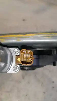 Second-hand car spare part passenger side right window regulator for dacia jogger 1.6 hybrid 140 oem iam references 80961771r  