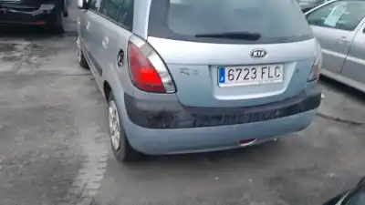 Gebrauchtes Autoersatzteil kotflügel vorne rechts zum kia rio ii (jb) 1.4 16v oem-iam-referenzen 663211g350  