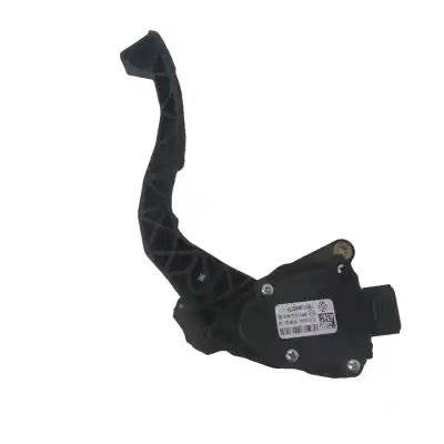 Second-hand car spare part accelerator pedal for dacia duster (hm_) 1.3 tce 130 4x4 (hmmf) oem iam references 180108467r  