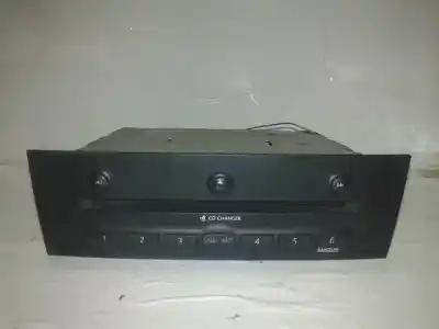 Second-hand car spare part AUDIO SYSTEM / RADIO CD for RENAULT MEGANE I SCENIC JA  OEM IAM references 8200084437  