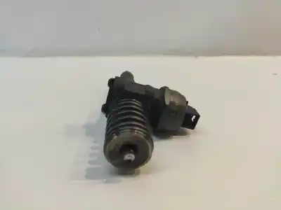 Автозапчастина б/у ИНЖЕКТОР для AUDI A4 AVANT B8  Посилання на OEM IAM 38130073AR  