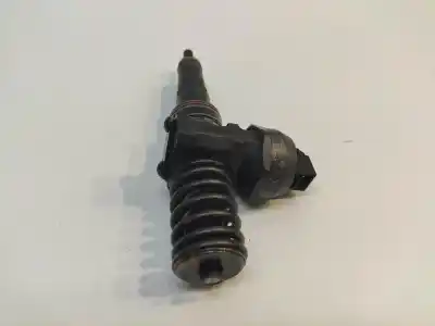Автозапчастина б/у ИНЖЕКТОР для AUDI A4 AVANT B8  Посилання на OEM IAM 38130073AR  