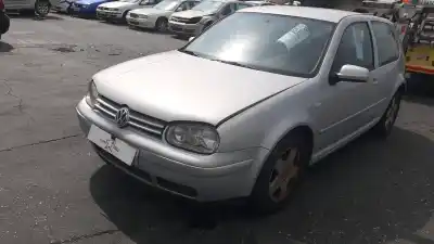 Автозапчасти б/у ПЕРЕДНИЙ ЛЕВЫЙ НИЖНИЙ РЫЧАГ ПОДВЕСКИ за VOLKSWAGEN GOLF IV VARIANT (1J5)  ссылки OEM IAM 1J0407151C  