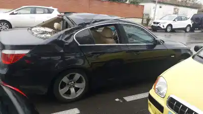 Peça sobressalente para automóvel em segunda mão braço de suspensão inferior dianteiro direito por bmw 5 (e60) 523 i referências oem iam 31122347951  