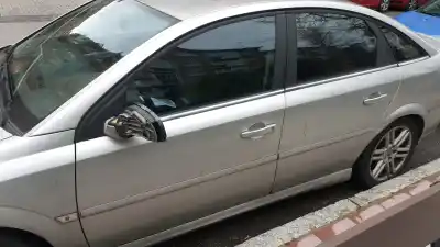 Pezzo di ricambio per auto di seconda mano porta posteriore destra per opel vectra c gts (z02) 2.2 16v (f68) riferimenti oem iam 93175840  