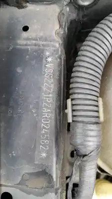 Автозапчасти б/у центральный задний фонарь за seat leon (1p1) 1.9 tdi ссылки oem iam 6j0945097b  compatibilidades y componentes ->1p0945108f seat, 1p0945108f seat, 1p0 945 108 f seat