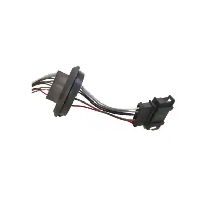 Автозапчасти б/у правый задний фонарь за skoda fabia ii combi (545) 1.2 ссылки oem iam 5j6945112  