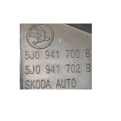 Автозапчасти б/у правая противотуманная фара за skoda fabia ii combi (545) 1.2 ссылки oem iam 5j0941700  