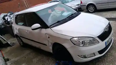 Автозапчасти б/у передняя левая кулачка за skoda fabia ii combi (545) 1.2 ссылки oem iam 6ru407255a  