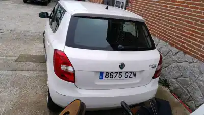 Автозапчасти б/у передняя правая кулачка за skoda fabia ii combi (545) 1.2 ссылки oem iam 6ru407256a  