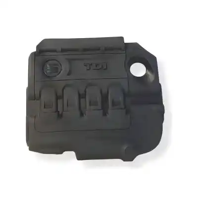 Recambio de automóvil de segunda mano de TAPA MOTOR para SEAT LEON ST (5F8)  referencias OEM IAM 04L103925S  