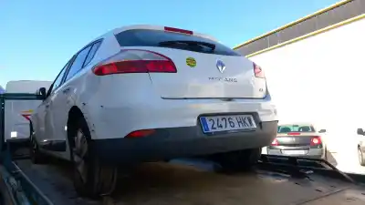 Pièce détachée automobile d'occasion pédale d'embrayage pour renault megane iii fastback (bz0/1_, b3_) 1.5 dci (bz09, bz0d, bz1w, bz29, bz14) références oem iam 465030034r  