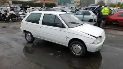 Pièce détachée automobile d'occasion PORTE AVANT GAUCHE pour CITROEN AX (ZA-_)  Références OEM IAM 96101656  