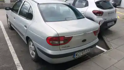 Автозапчасти б/у аудиосистема / радио cd за renault megane i classic (la0/1_) 1.9 dci (la05) ссылки oem iam 7700433945  