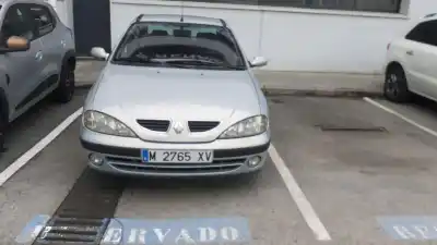Автозапчасти б/у аудиосистема / радио cd за renault megane i classic (la0/1_) 1.9 dci (la05) ссылки oem iam 7700433945  