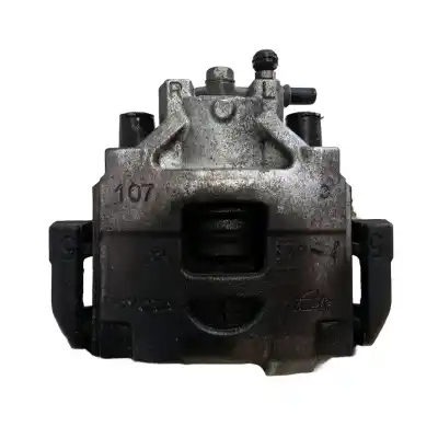 Автозапчасти б/у передний левый тормозной суппорт за TOYOTA YARIS (_P13_) 1.5 HYBRID (NHP130_) ссылки OEM IAM 477500D200  