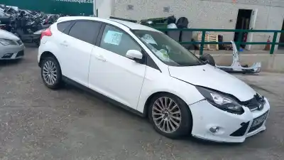 Автозапчастина б/у центральний задній ремін безпеки для FORD FOCUS III 1.0 ECOBOOST Посилання на OEM IAM 1931004  