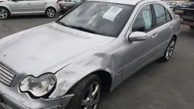 Piesă de schimb auto la mâna a doua ÎNCUIETOARE PORBAGAJ pentru MERCEDES-BENZ CLASE C (W203)  Referințe OEM IAM A1717500185  