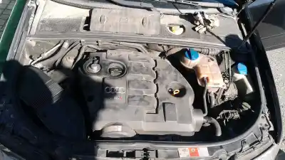 Автозапчасти б/у центральный задний фонарь за audi a4 b6 (8e2) 1.9 tdi ссылки oem iam 8e5945097c  compatibilidades y componentes ->8e5945097a audi, 8e5945097c audi