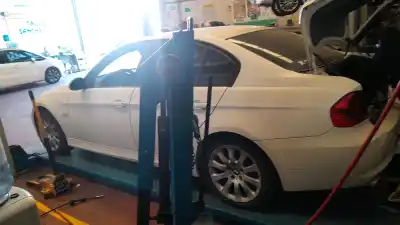 Автозапчасти б/у задний левый нижний рычаг подвески за bmw 3 (e90) 320 d ссылки oem iam 33322406290  
