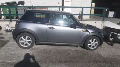 Pezzo di ricambio per auto di seconda mano scatola relè/fusibili per mini mini (r56) one riferimenti oem iam 61142755704  