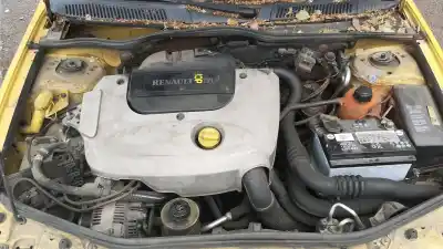 Recambio de automóvil de segunda mano de piloto trasero derecho para renault megane i coach (da0/1_) 1.9 dci referencias oem iam 7701040611  