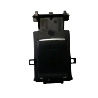 Tweedehands auto-onderdeel schakelaar rechts voor ruit voor toyota corolla oem iam-referenties 8481002250