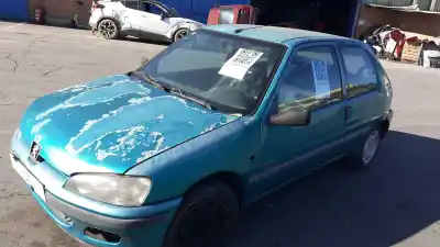 Recambio de automóvil de segunda mano de MANDO ELEVALUNAS DELANTERO IZQUIERDO para PEUGEOT 106 (S1) 1.5 Diesel CAT (TUD5 / VJY) referencias OEM IAM 6552R4  