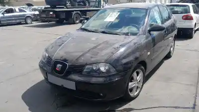Recambio de automóvil de segunda mano de MANGUETA DELANTERA DERECHA para SEAT CORDOBA (6L2) 1.6 referencias OEM IAM 6Q0407256AC  
