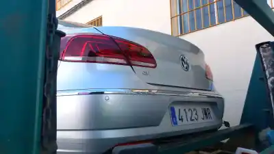 Автозапчасти б/у центральная консоль за volkswagen passat b7 (362) 2.0 tdi ссылки oem iam 3ab8632431qb  