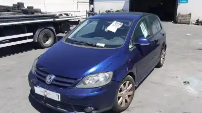 Автозапчасти б/у ЗАМОК БАГАЖНИКА/ВОРОТ за VOLKSWAGEN GOLF V (1K1)  ссылки OEM IAM 5M0827505H 9B9  