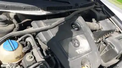 Pezzo di ricambio per auto di seconda mano ammortizzatore anteriore sinistro per volkswagen golf iv variant (1j5) highline riferimenti oem iam jzw413031j  
